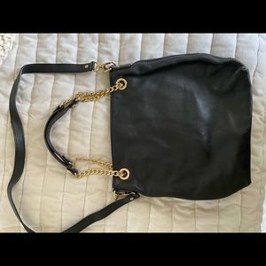 Michael kors black leather crossbody purse